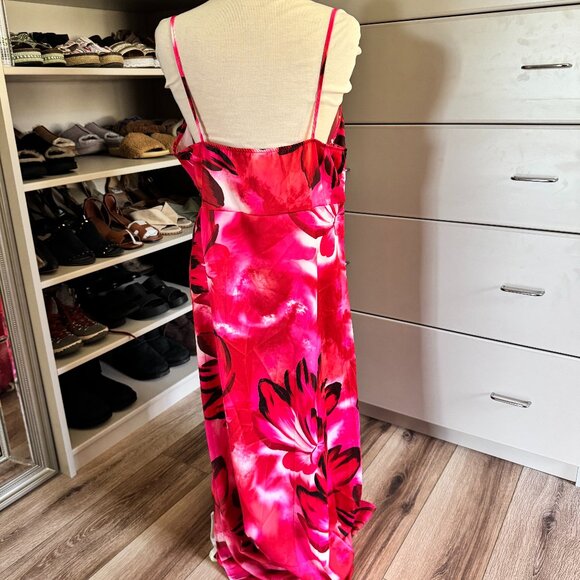 Made with Love Maxi Dress - Picture 4 of 6